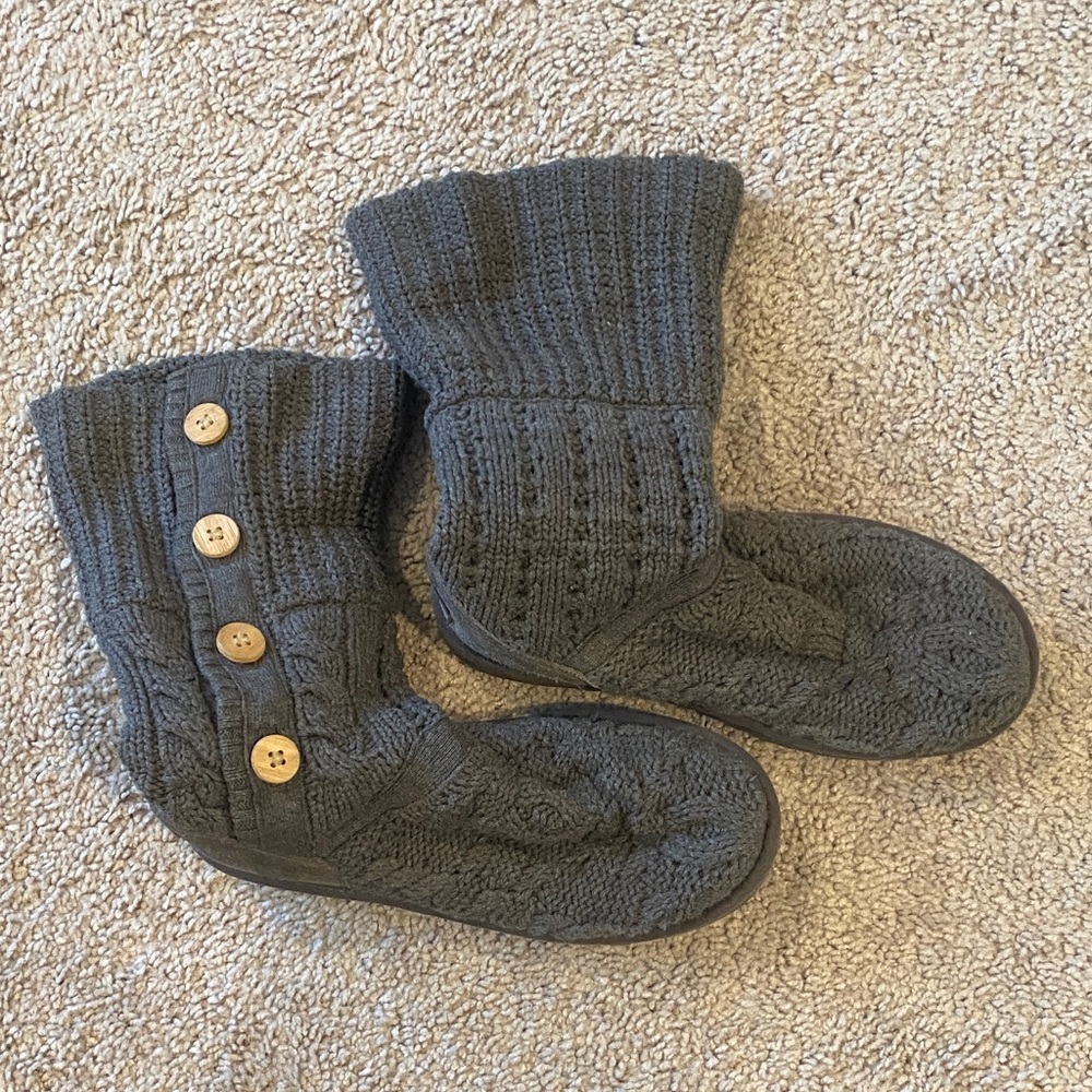 UGG Gray Knit Buttoned Winter Sweater Boots